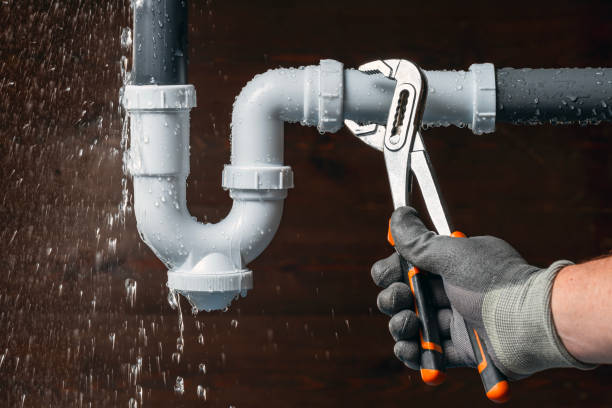 Professional Leak Detection technician working in Colebrook, NH